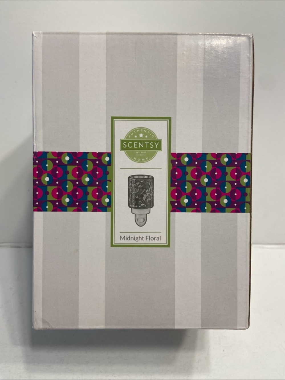 NIB Scentsy Midnight Floral Mini Wall Plug-In Warmer - Multicolor New Retired